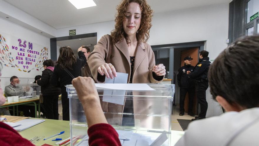 La participación en las elecciones de Aragón alcanza el 41,02% hasta las 14.00 horas