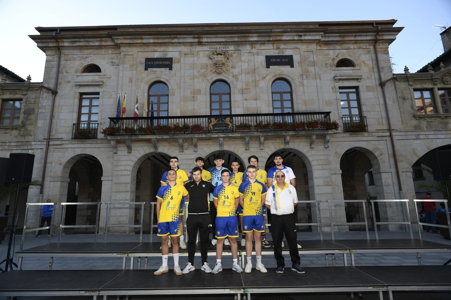 Presentación de los clubes deportivos de Urretxu y Zumarraga