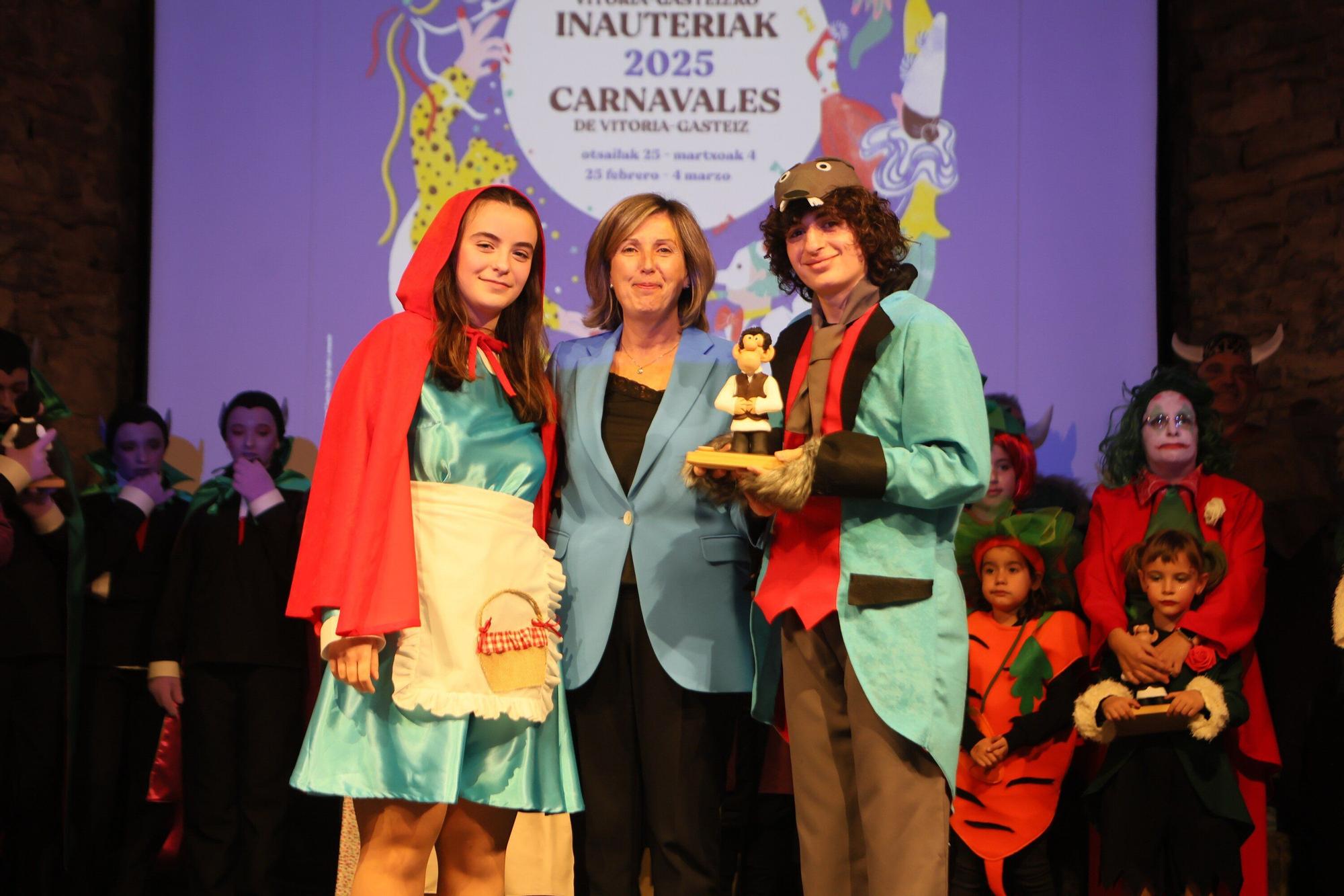 En imágenes: Presentación de Carnaval de las comparsas en el Palacio Villa Suso