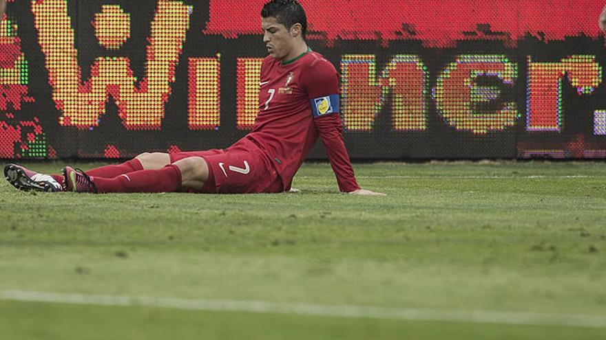 Portugal se complica el pase directo al Mundial