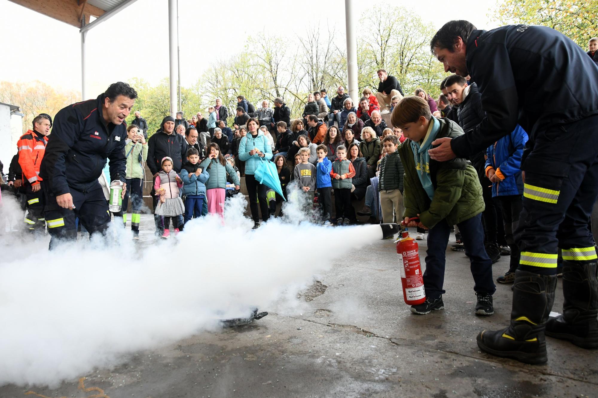 Las sirenas rompen el silencio de Elizondo