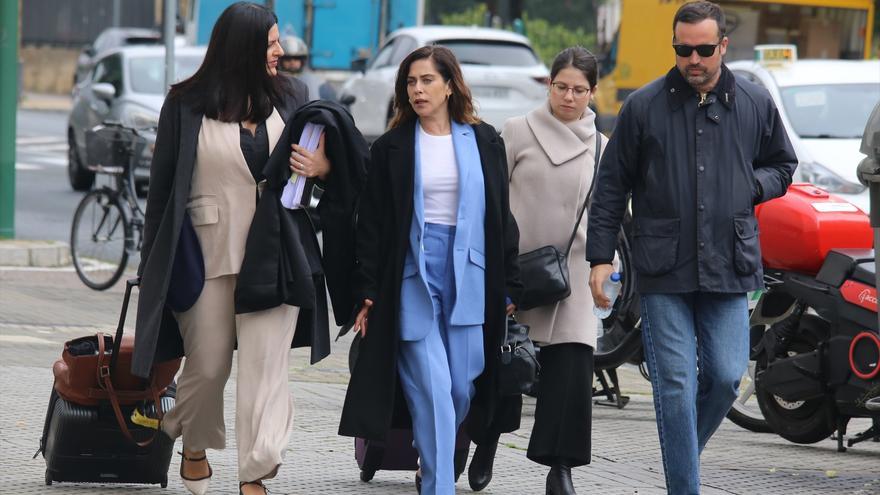 Confirman la multa de 5.700 euros a María León por su incidente con la Policía Local de Sevilla