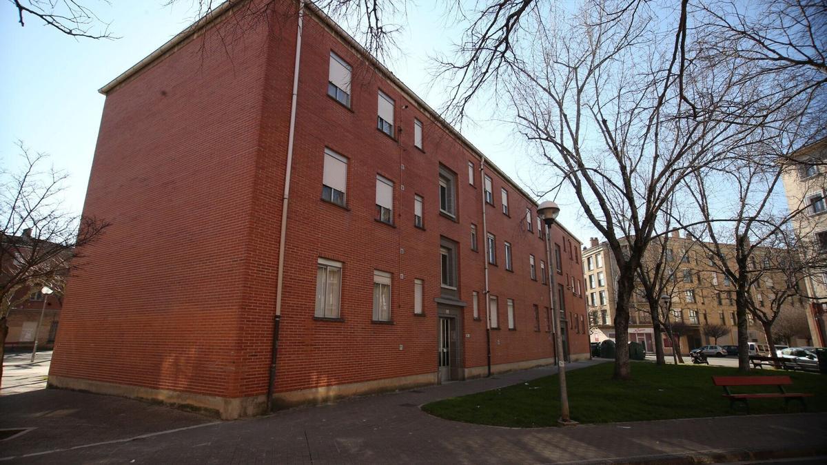 Viviendas en el Grupo San Pedro de Rochapea destinadas a apartamentos tutelados.