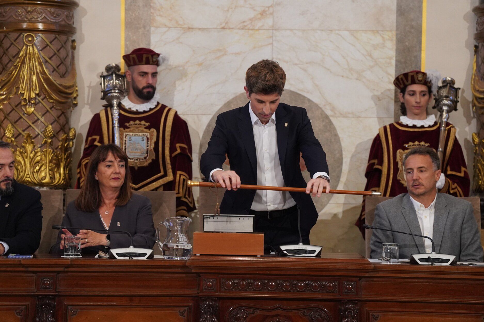 Jon Insausti ya es nuevo alcalde de Donostia: así ha sido su elección