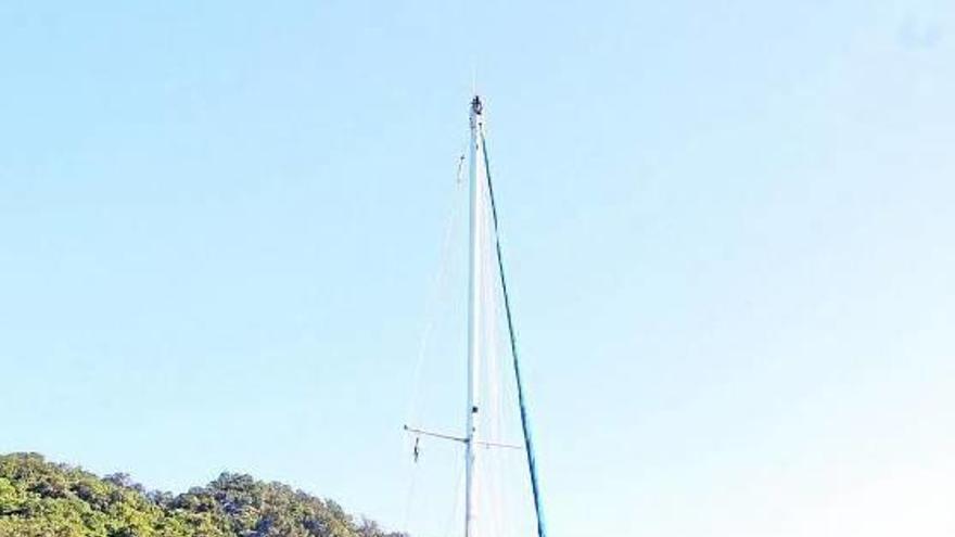 El velero &#039;Silver Cloud&#039;, en uno de los viajes cuando era propiedad de Amaia Agirre y Emilio de la Hoz.