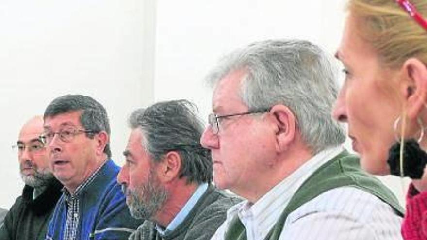 Varias asociaciones exigirán en Gasteiz que se anule el nuevo horario de hostelería