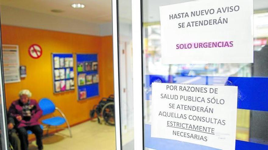 El ambulatorio gasteiztarra de Olarizu fue cerrado ayer y solo atiende casos de urgencia.