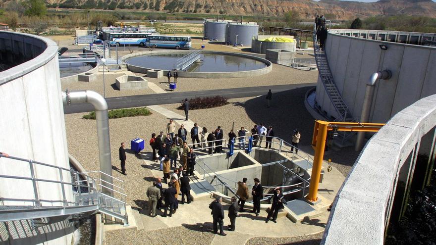 Visita a las instalaciones renovadas de la EDAR de Tudela en 2010 bajo gobiernos de UPN.