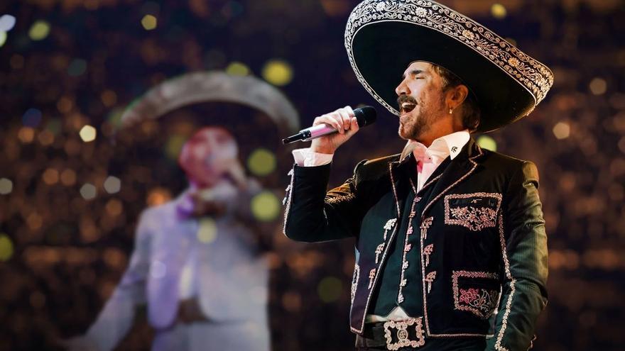 El astro mexicano Alejandro Fernández llega este sábado al Navarra Arena