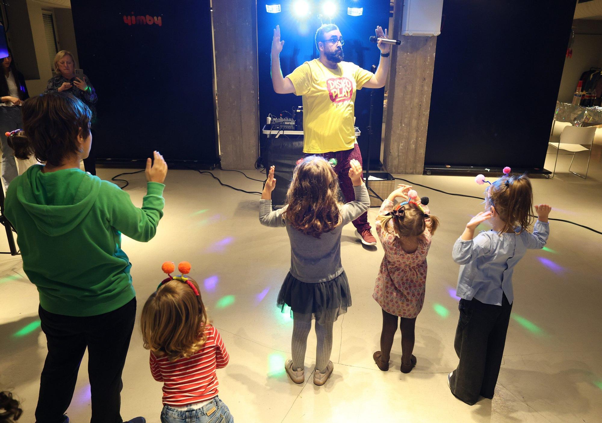 En imágenes: BIZKAIA BUSCA FAMILIAS DE ACOGIDA | FIESTA DE INVIERNO