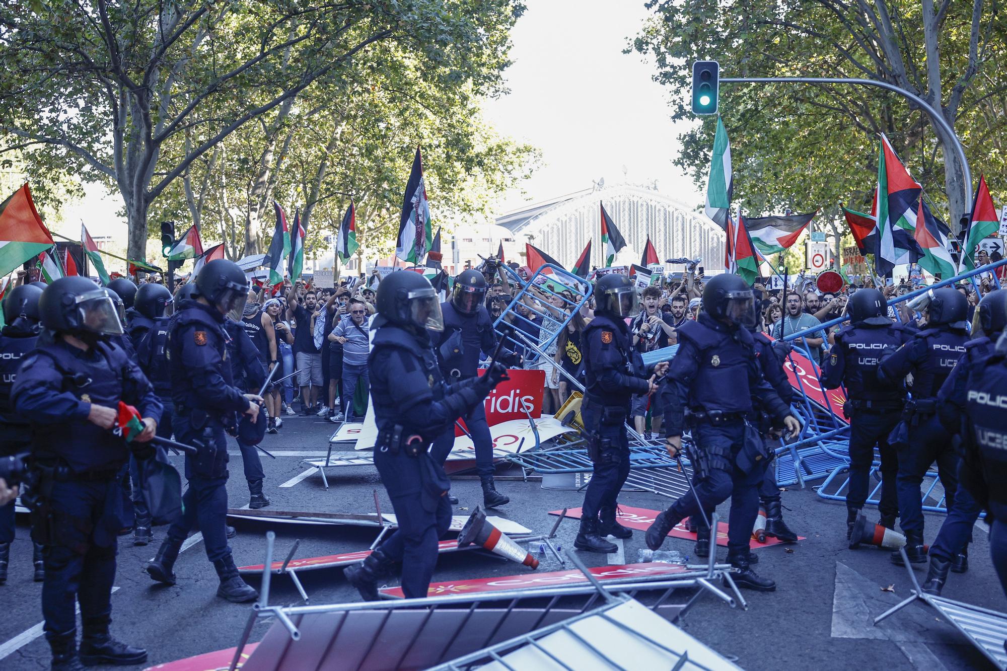 Cargas policiales en Madrid contra los manifestantes propalestina