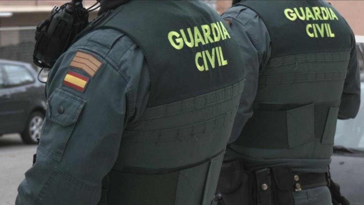 Agentes de la Guardia Civil.