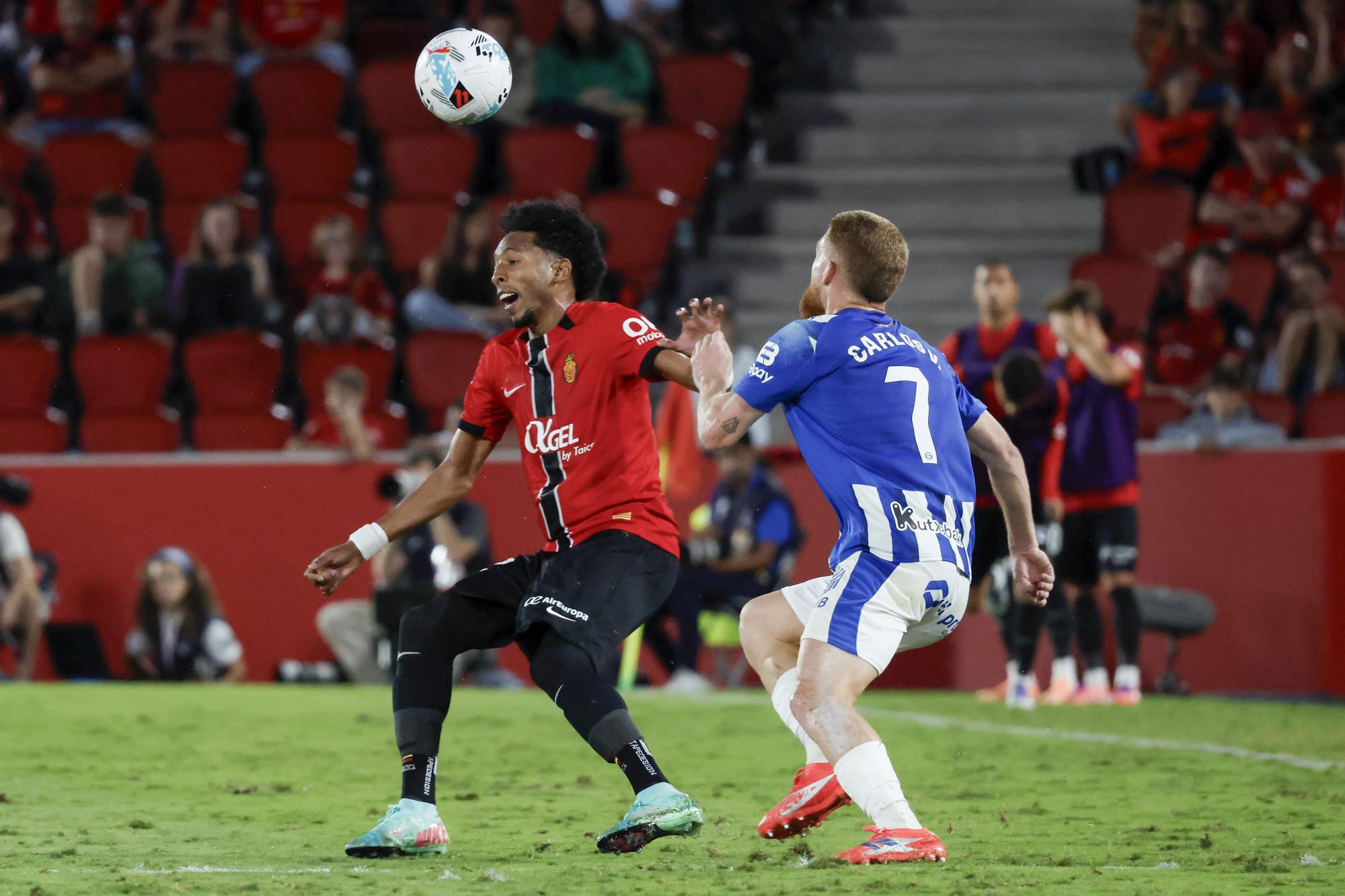 En imágenes: El Alavés pierde ante el Mallorca en Son Moix
