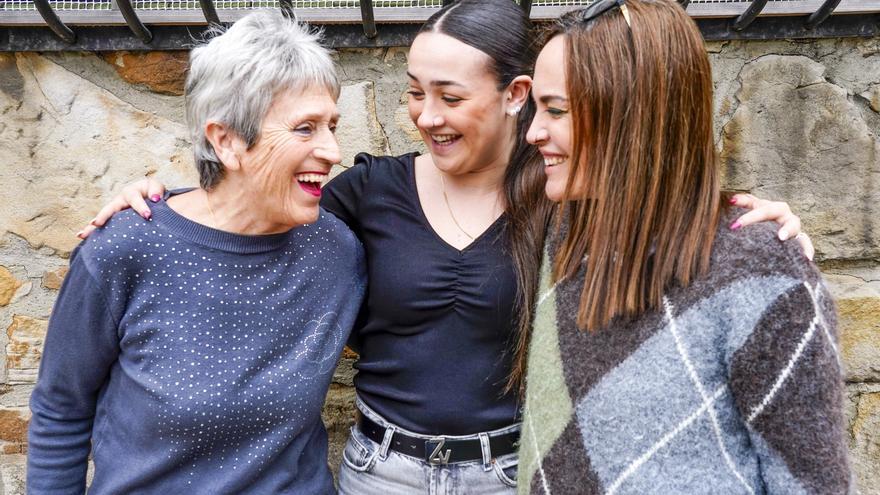 Madres, hijas y nietas: el 8M visto desde la experiencia de tres generaciones en Bizkaia
