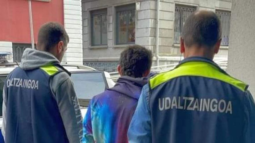 Uno de los tres detenidos en Barakaldo por robo con violencia e intimidación