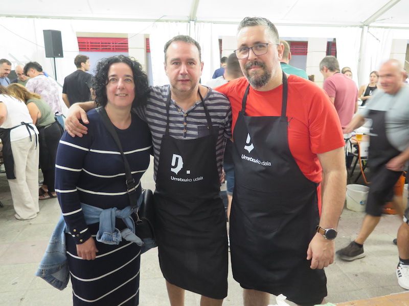 Los urretxuarras lo dan todo en las fiestas de Santa Anastasia