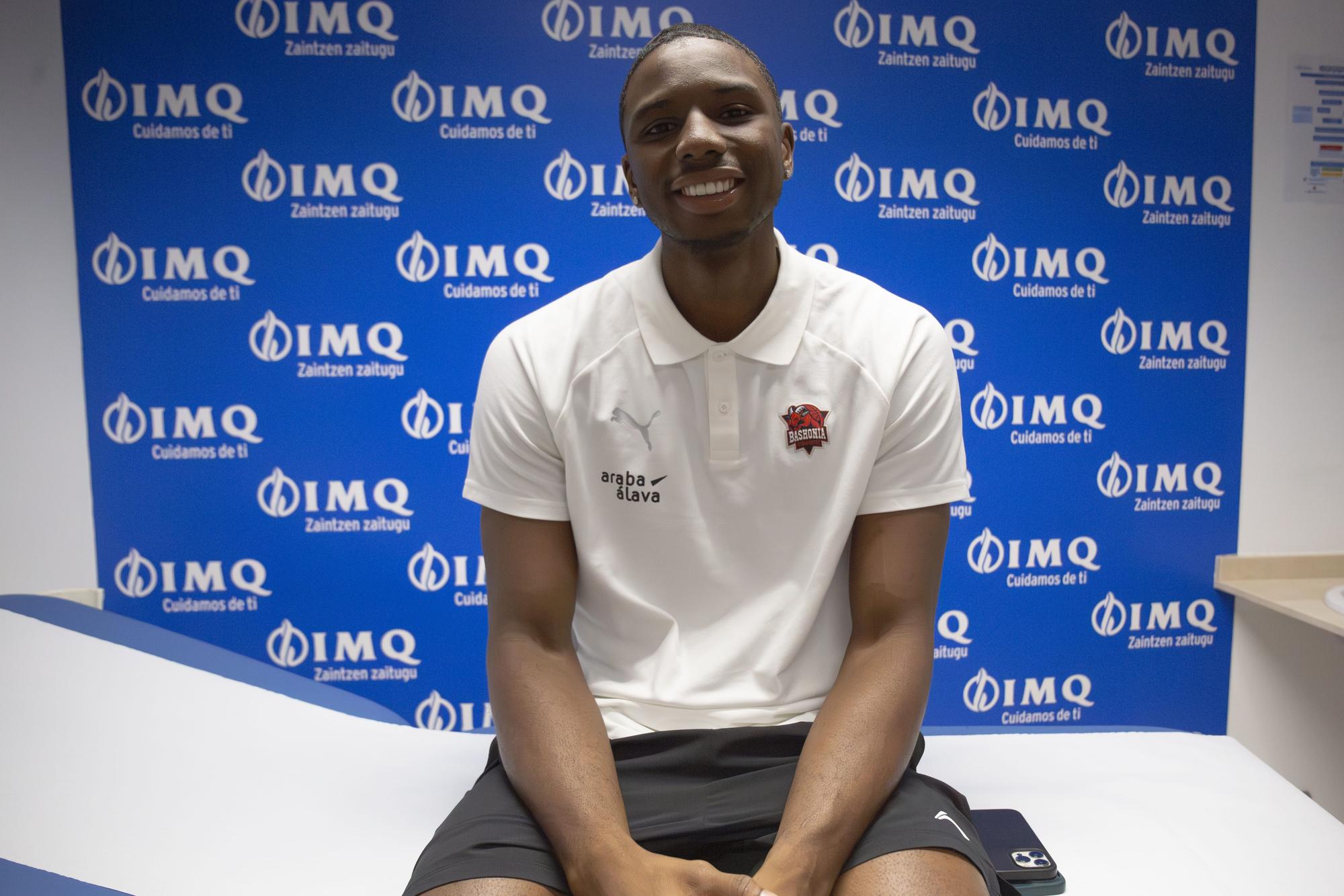 En imágenes: Reconocimiento médico Baskonia