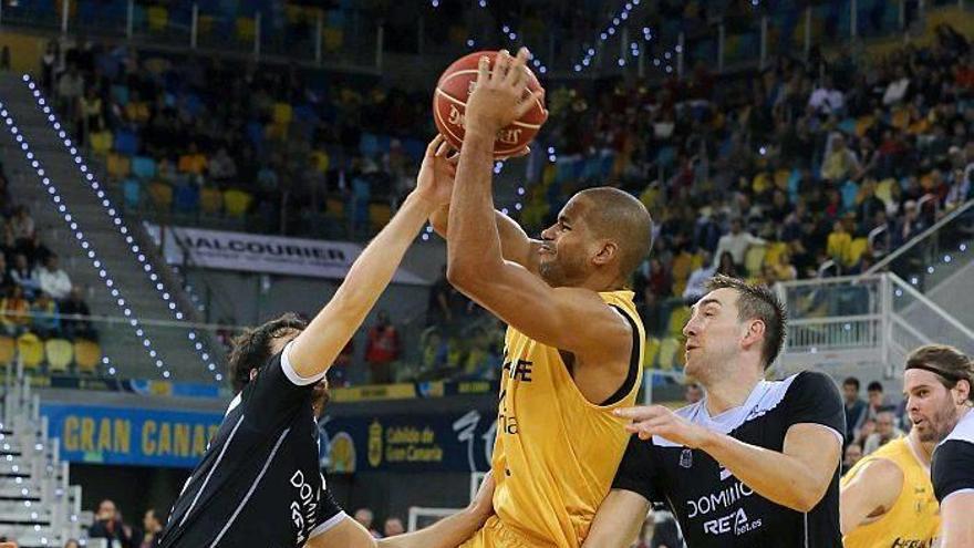 El Bilbao Basket cae en un intenso partido antes de la Copa