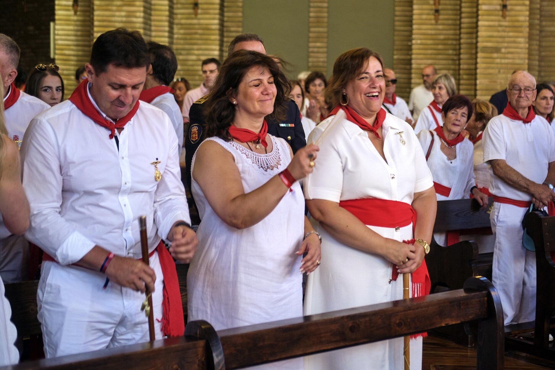 Fotos de la Bajadica del Puy de mujeres
