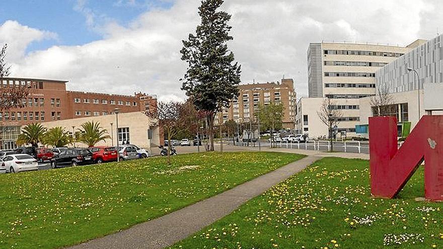 el reajuste en listas de espera deja la cifra actual en 59.833 pacientes y 75 días de demora