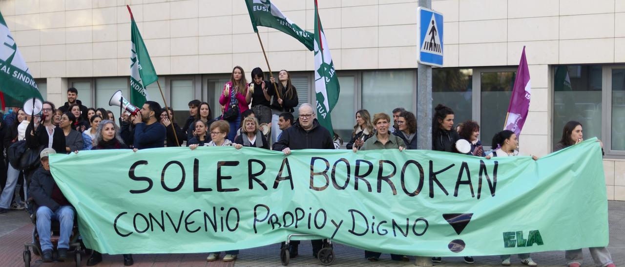 Solidaridad con las trabajadoras de Solera