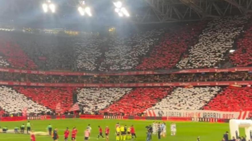 El mítico exjugador del Athletic que volvió ayer a la grada de San Mamés