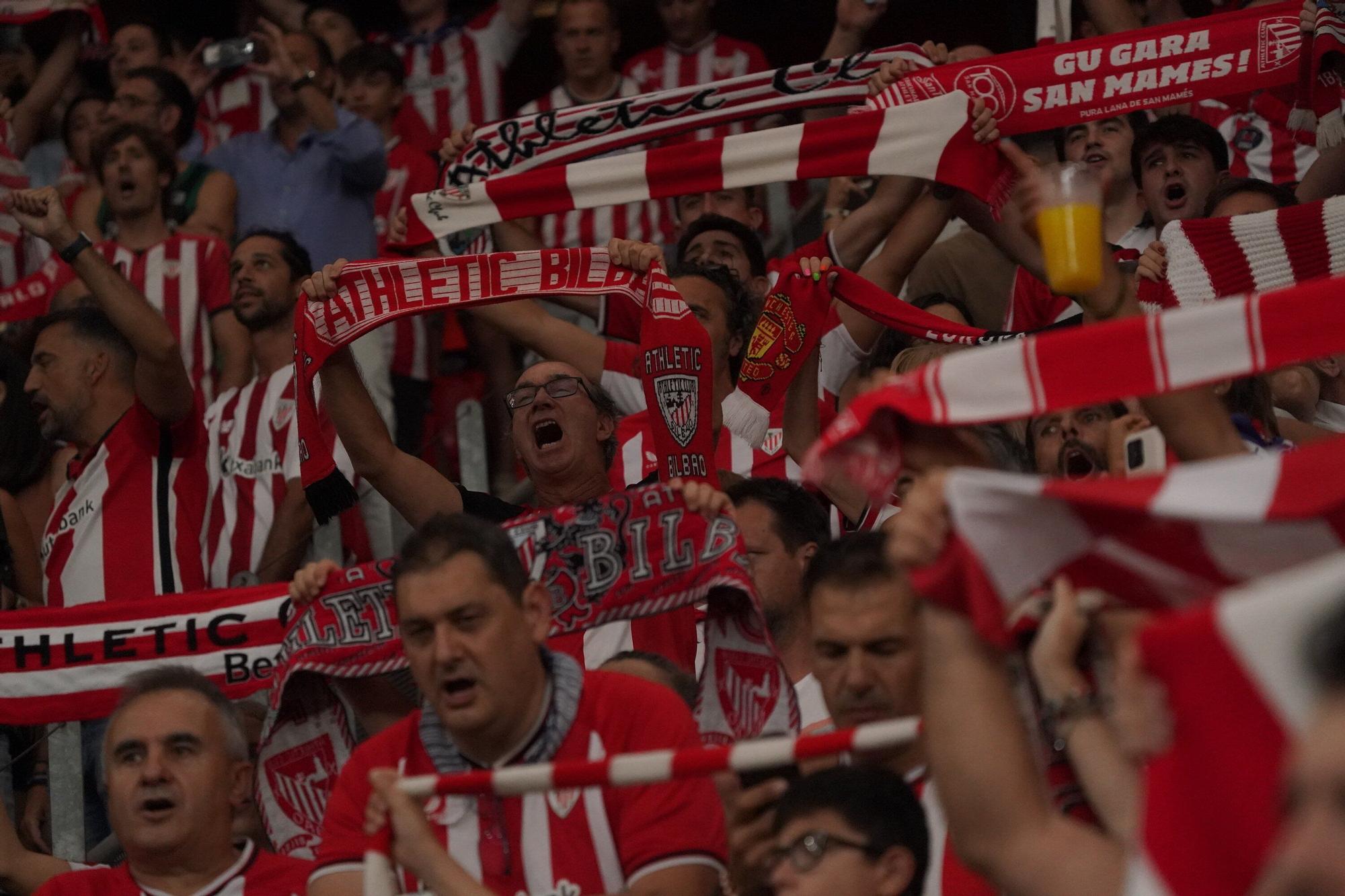 En imágenes: ¿Has estado en San Mamés viendo el Athletic-Sevilla? Búscate en nuestra galería