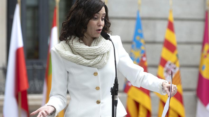 Ayuso acusa al Gobierno de Navarra de estar &quot;inmerso en una gran trama de corrupción&quot;