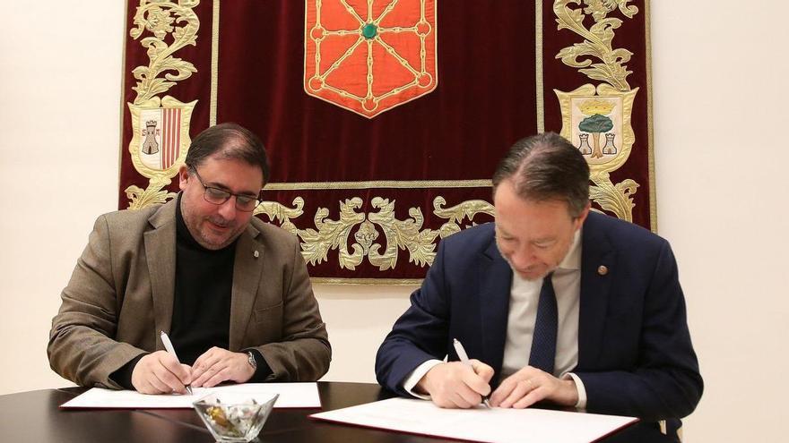 El Parlamento de Navarra y la UPNA aprueban el plan de trabajo del Fondo Documental de la Memoria Histórica para 2026