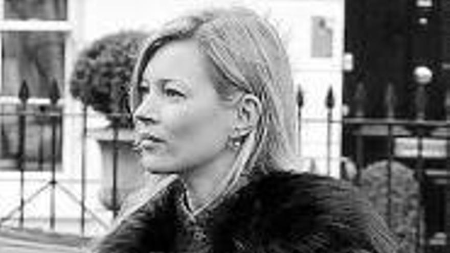 David Bisbal presenta a su hija Ella junto a Elena Tablada en Miami