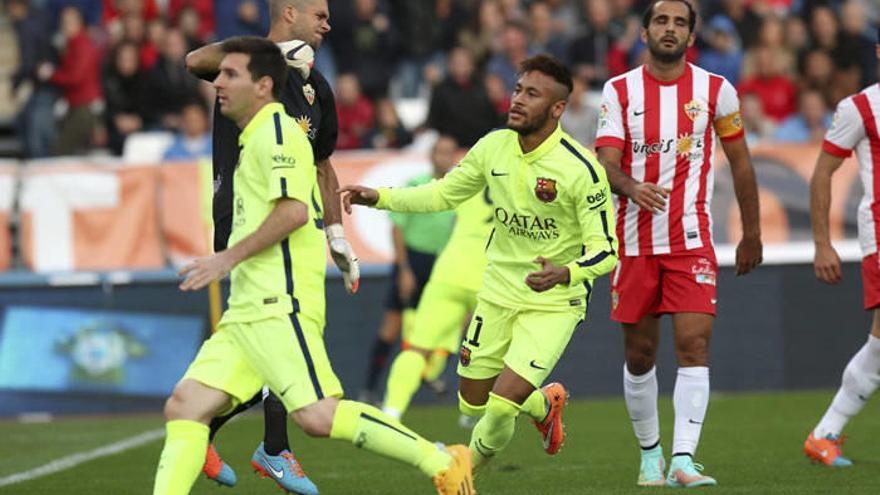 Luis Suárez rescata al Barcelona (1-2)