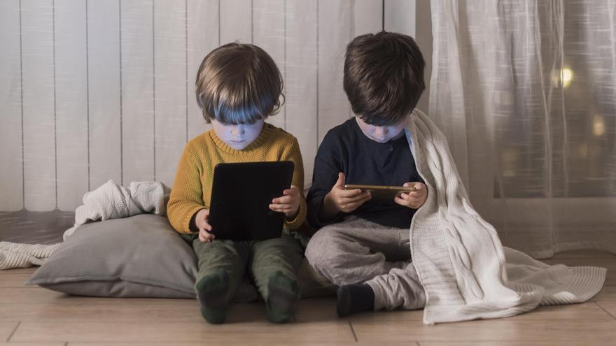 Autismo digital, un fenómeno preocupante que aumenta entre niños