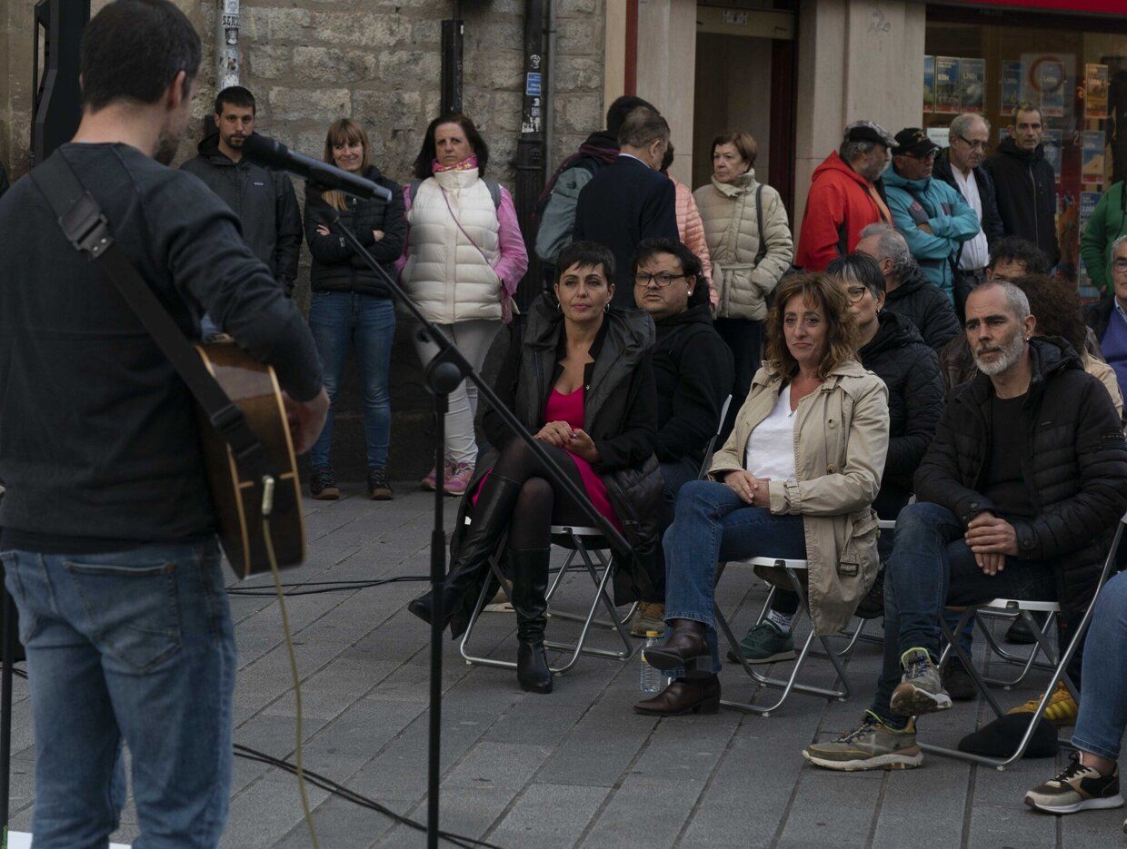 En imágenes: arranca la campaña en Vitoria