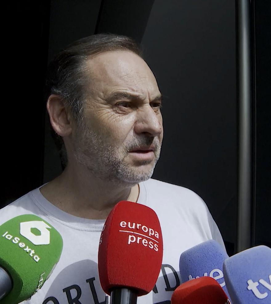 Ábalos asegura que no pagó 20.000 euros en negro por un local ubicado debajo de su vivienda, como le acusa Aldama