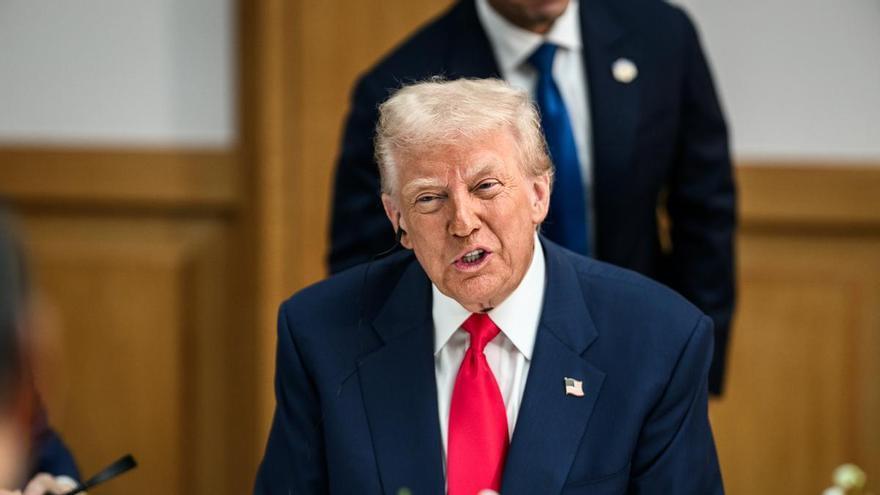 Entran en vigor en EEUU aranceles del 25% para camiones que afectan especialmente a México