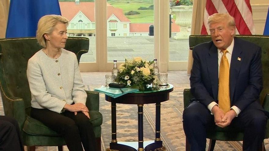 Trump ve un &quot;50 % de probabilidad&quot; de llegar a un acuerdo arancelario con la UE