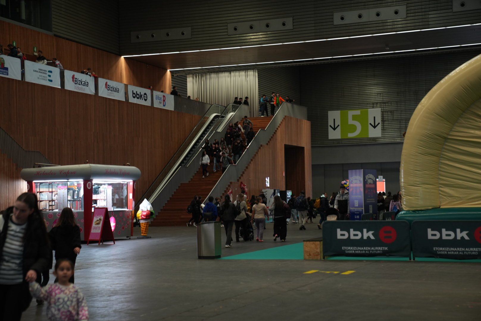 En imágenes: el PIN abre sus puertas en Barakaldo