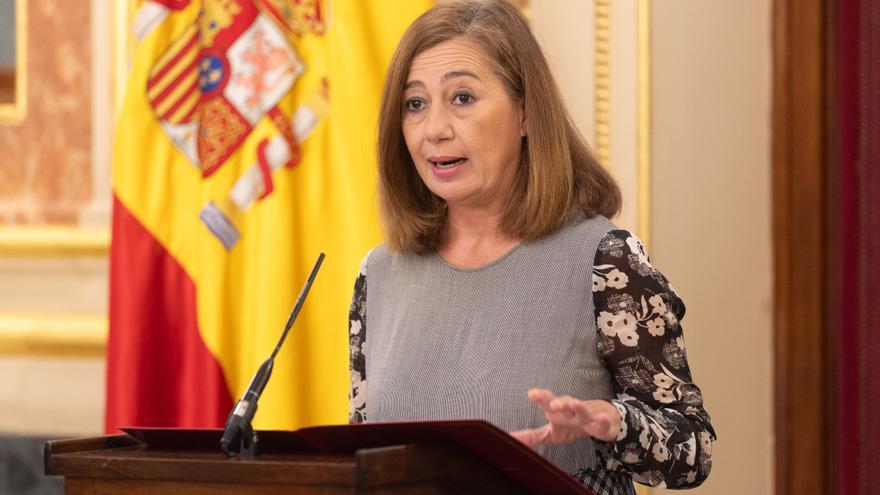 Armengol reafirma la responsabilidad del Estado en el fomento de las lenguas cooficiales