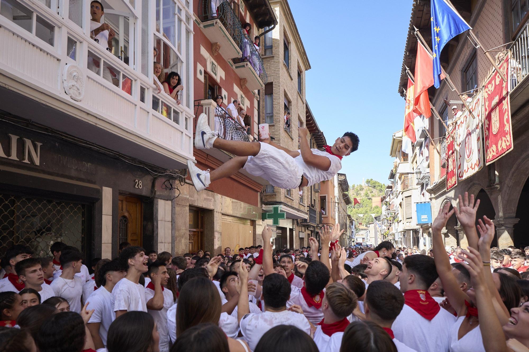 Fotos del cohete de fiestas de Sangüesa 2025