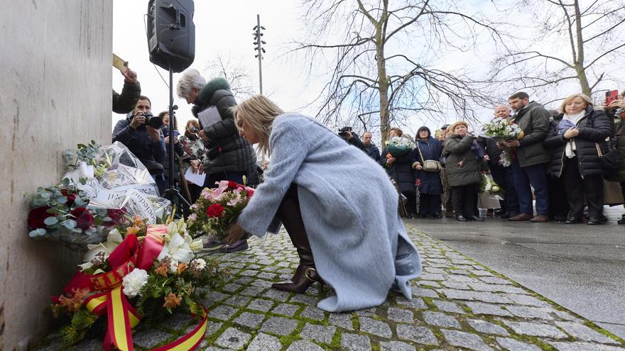 Las víctimas de ETA se dicen "abandonadas" en el Día de su memoria