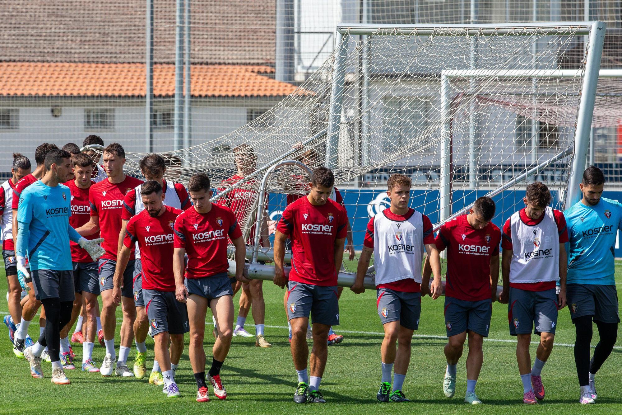 Fotos del entrenamiento de Osasuna en Tajonar del lunes 4 de agosto