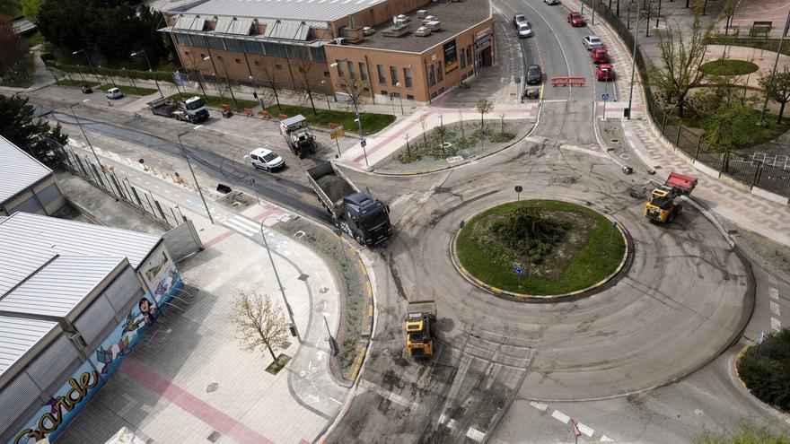 Comienzan los trabajos de asfaltado de la calle Fuente del Hierro