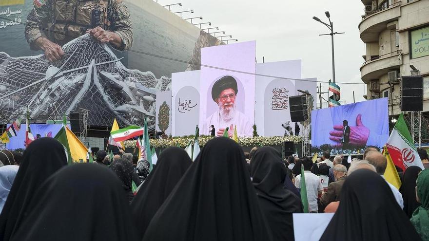 Jamenéi vaticina una nueva era en el Golfo "sin presencia de EE.UU."