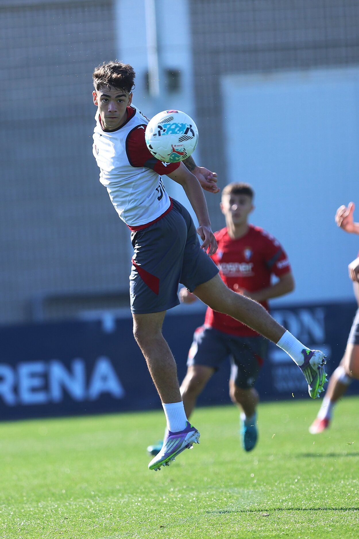 Fotos del entrenamiento de Osasuna (14/10/2025)