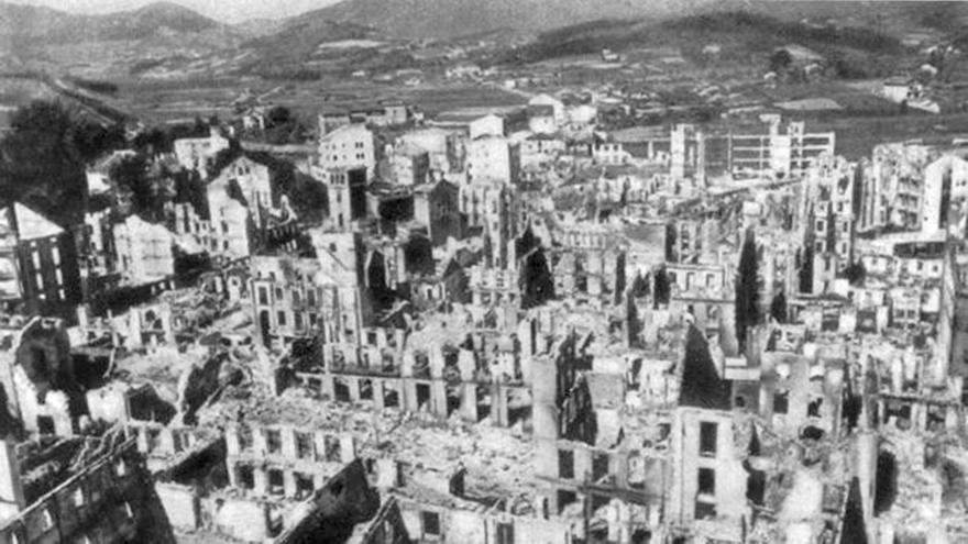 Alemania muestra el camino del perdón por el bombardeo de Gernika