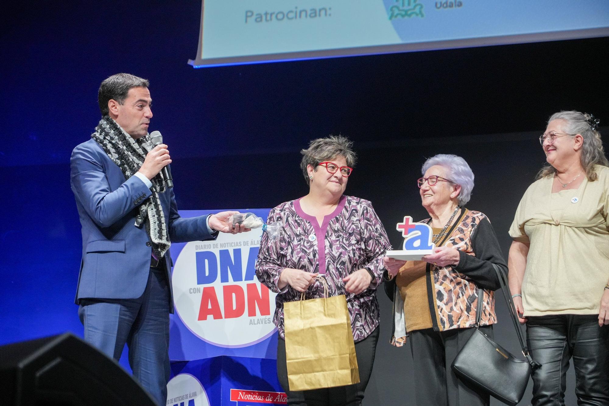 En imágenes: Así ha sido la entrega de los Premios +Álava Sariak