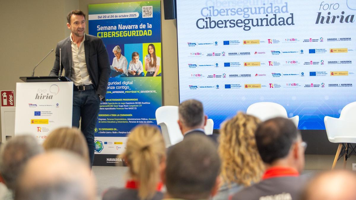 Josean Vizcay Urrutia clausura el Foro Hiria de Ciberseguridad.