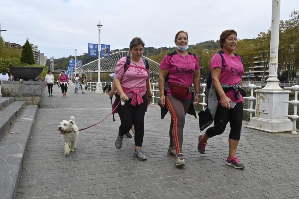 Marcha de ACAMBI contra el cáncer de mama en Bilbao