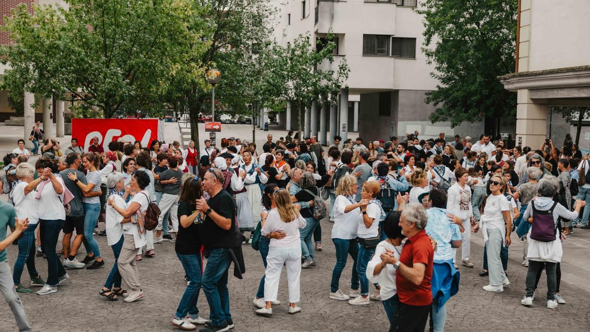 La primera edición del evento llenó Durango de música y baile y así se espera que sea en Lemoa / Diputación Foral de Bizkaia