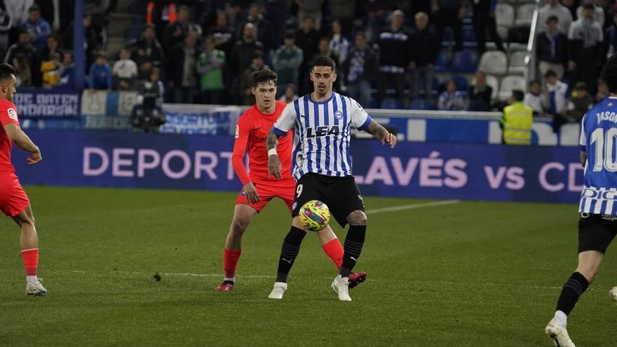 El Alavés, con opciones intactas en el ascenso más exigente